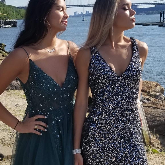 Prom Dress - Picture 5 of 12